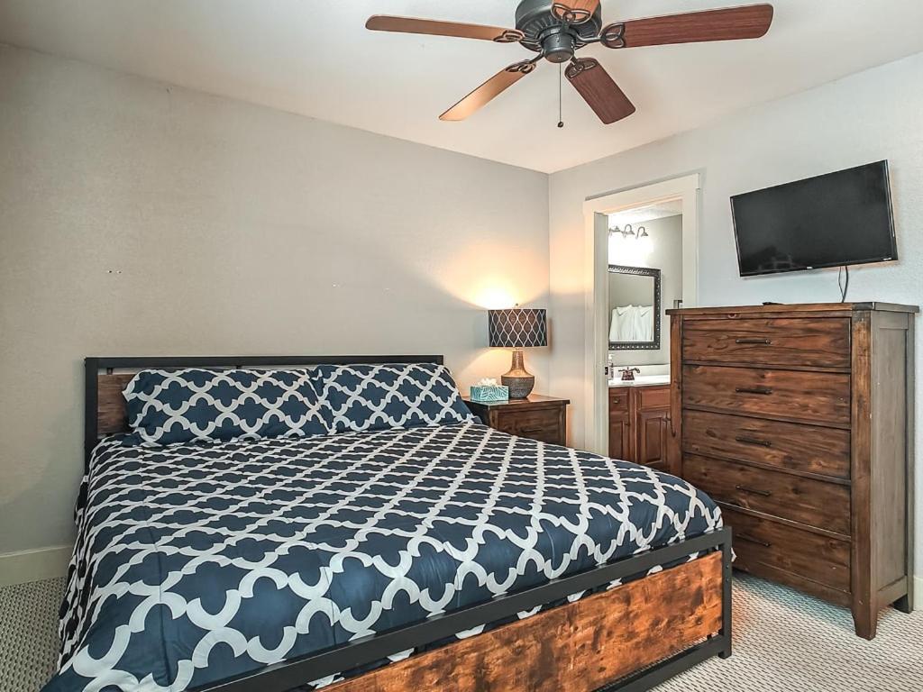 קנזס סיטי Quiet Plaza Two Bedroom 2 Bathroom מראה חיצוני תמונה